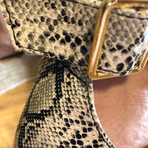 Cute print shoes!  Nice comfy wedge size - Picture 6 of 6